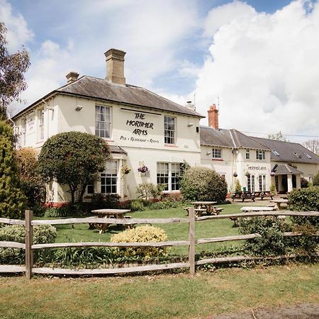 The Mortimer Arms (Adults Only) Romsey Εξωτερικό φωτογραφία