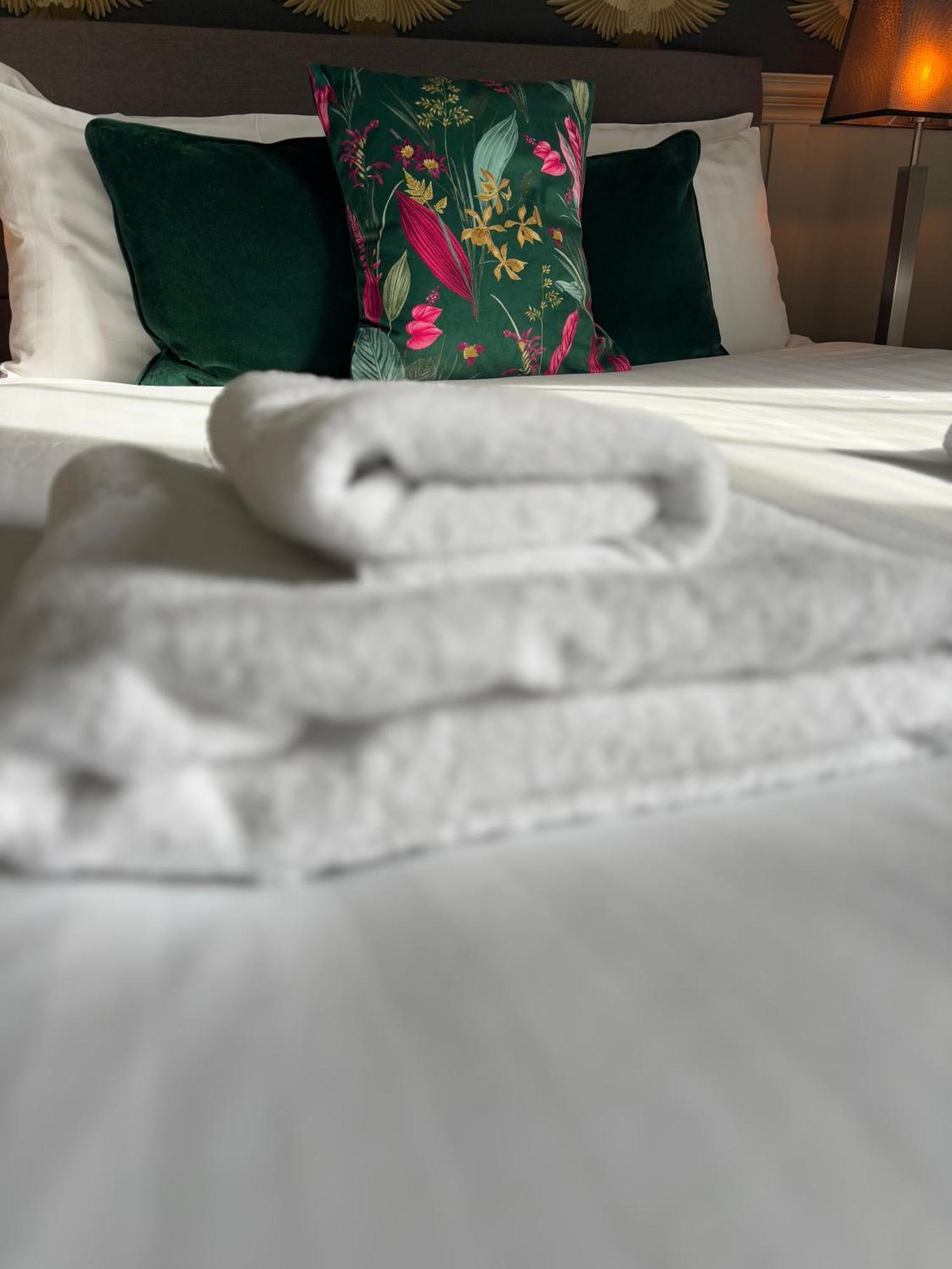 The Mortimer Arms (Adults Only) Romsey Εξωτερικό φωτογραφία