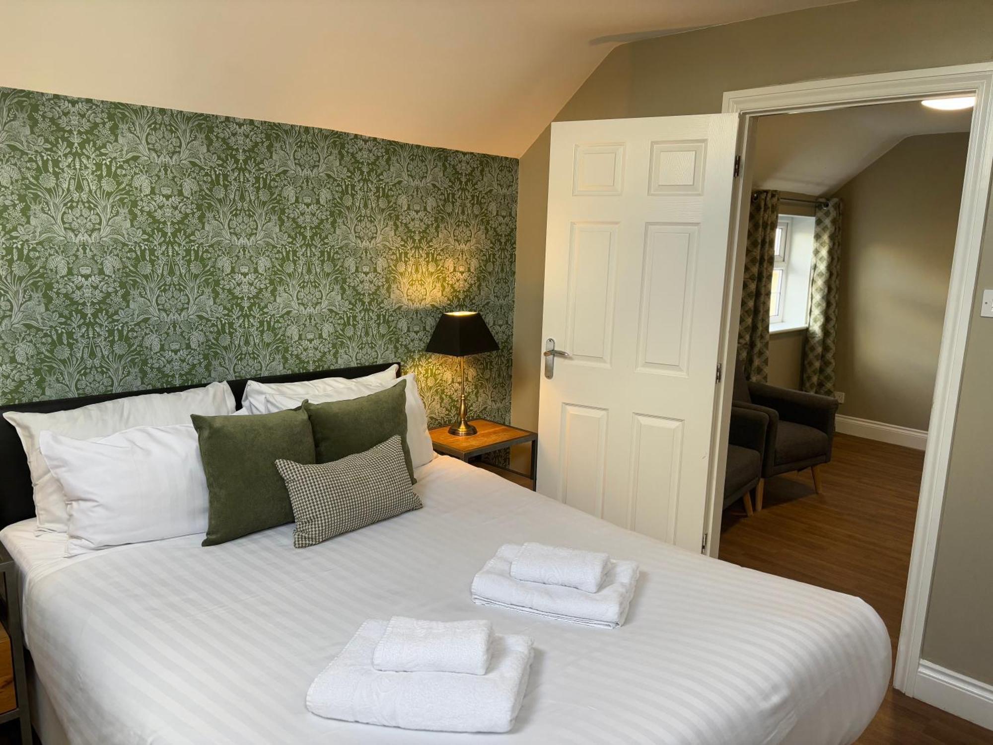 The Mortimer Arms (Adults Only) Romsey Εξωτερικό φωτογραφία